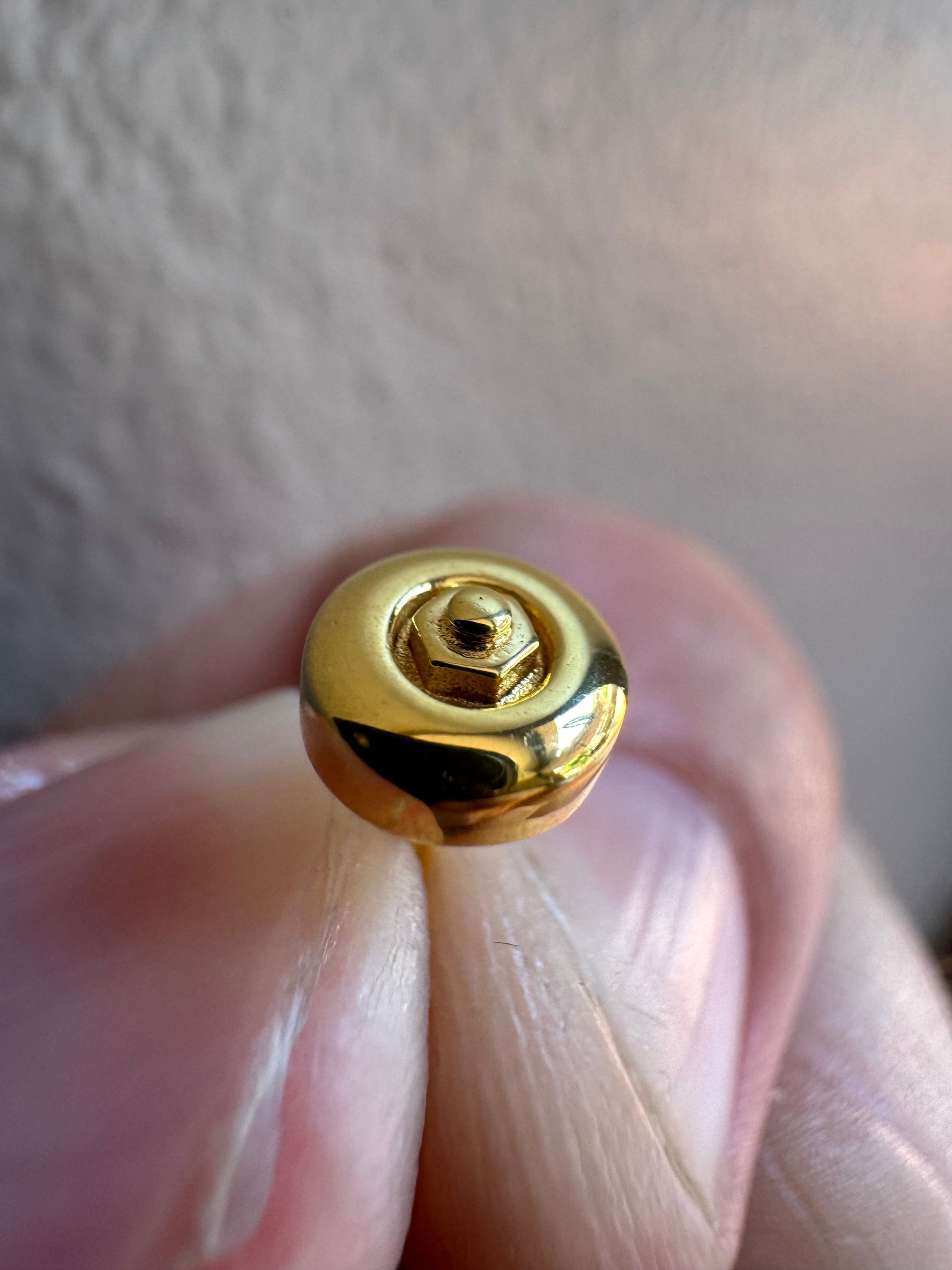 Skateboard Wheel Stud Earrings (Gold)