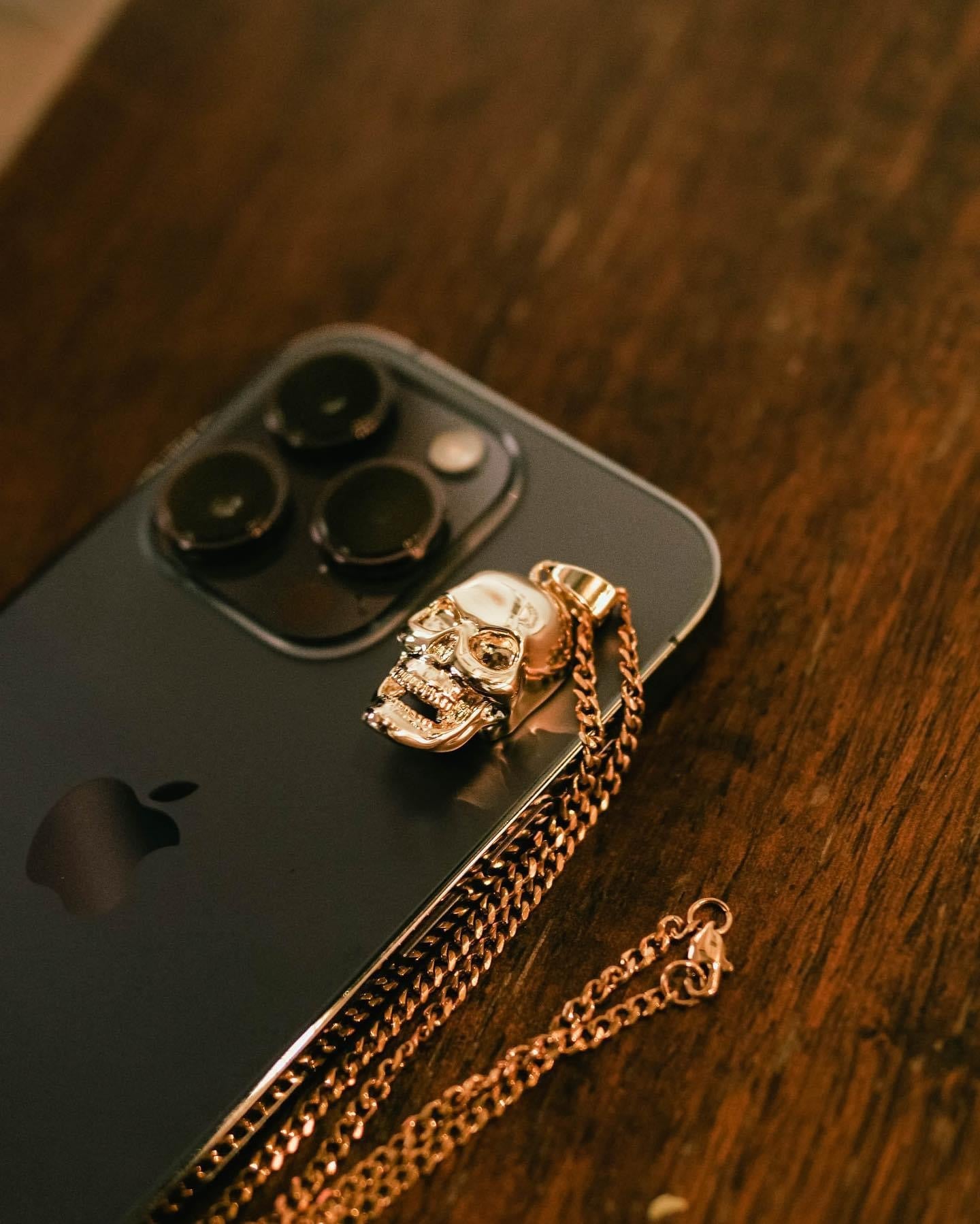 Skull Pendant (Gold)