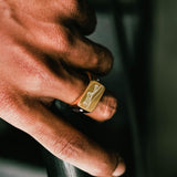Skateboard Ring – Custom Engraving Available (Gold)