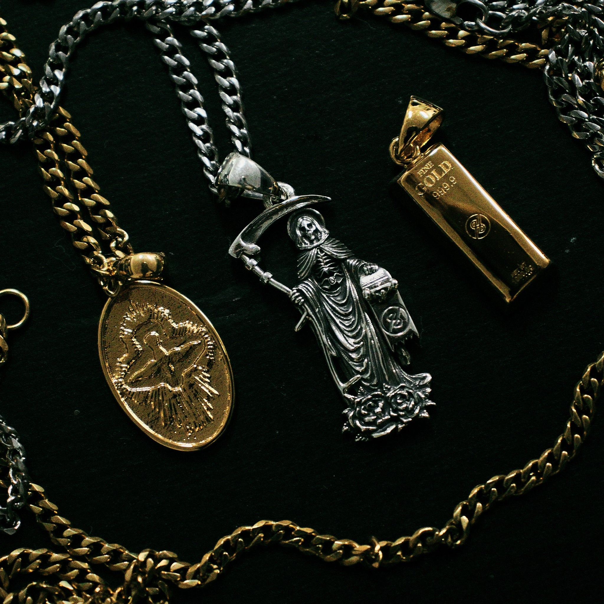 Dove Pendant (Gold)